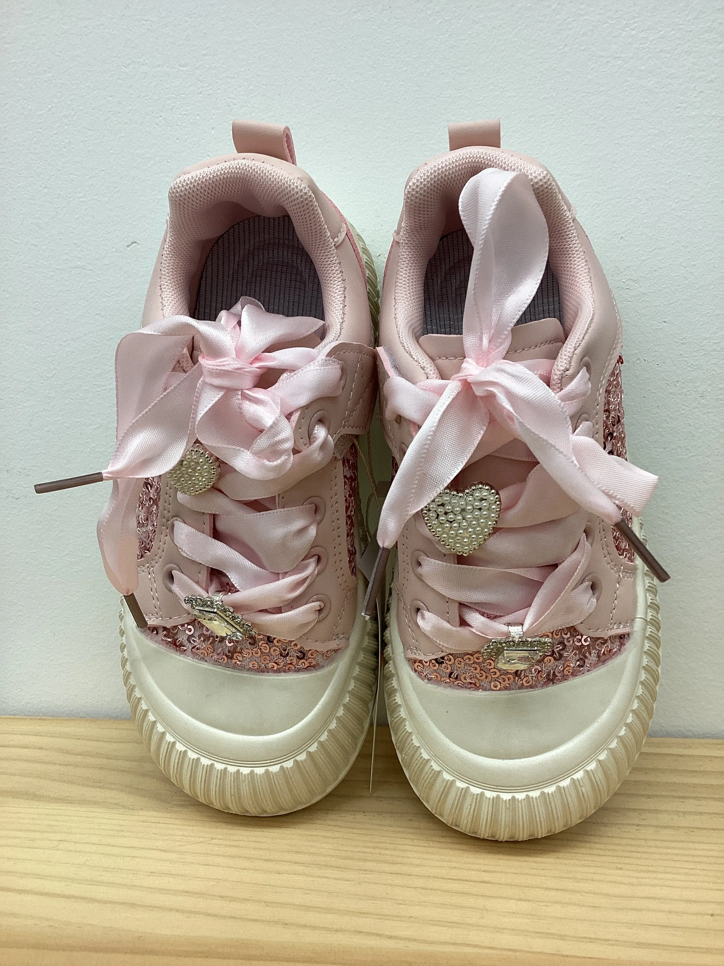 3 color sneakers