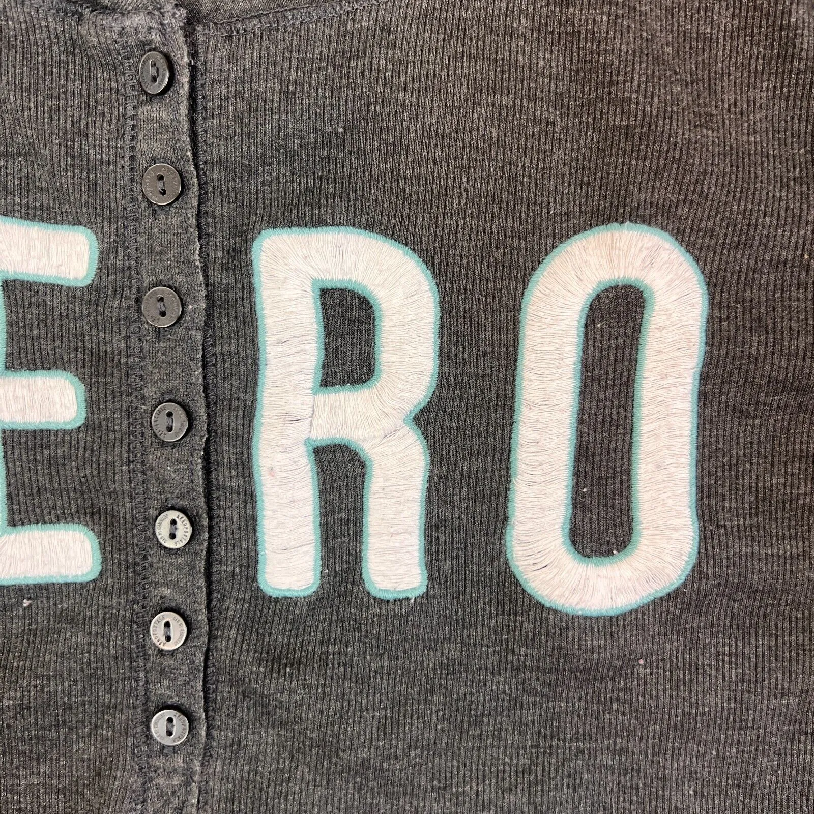 Aeropostale Womens Grey Henley T-Shirt Size Large