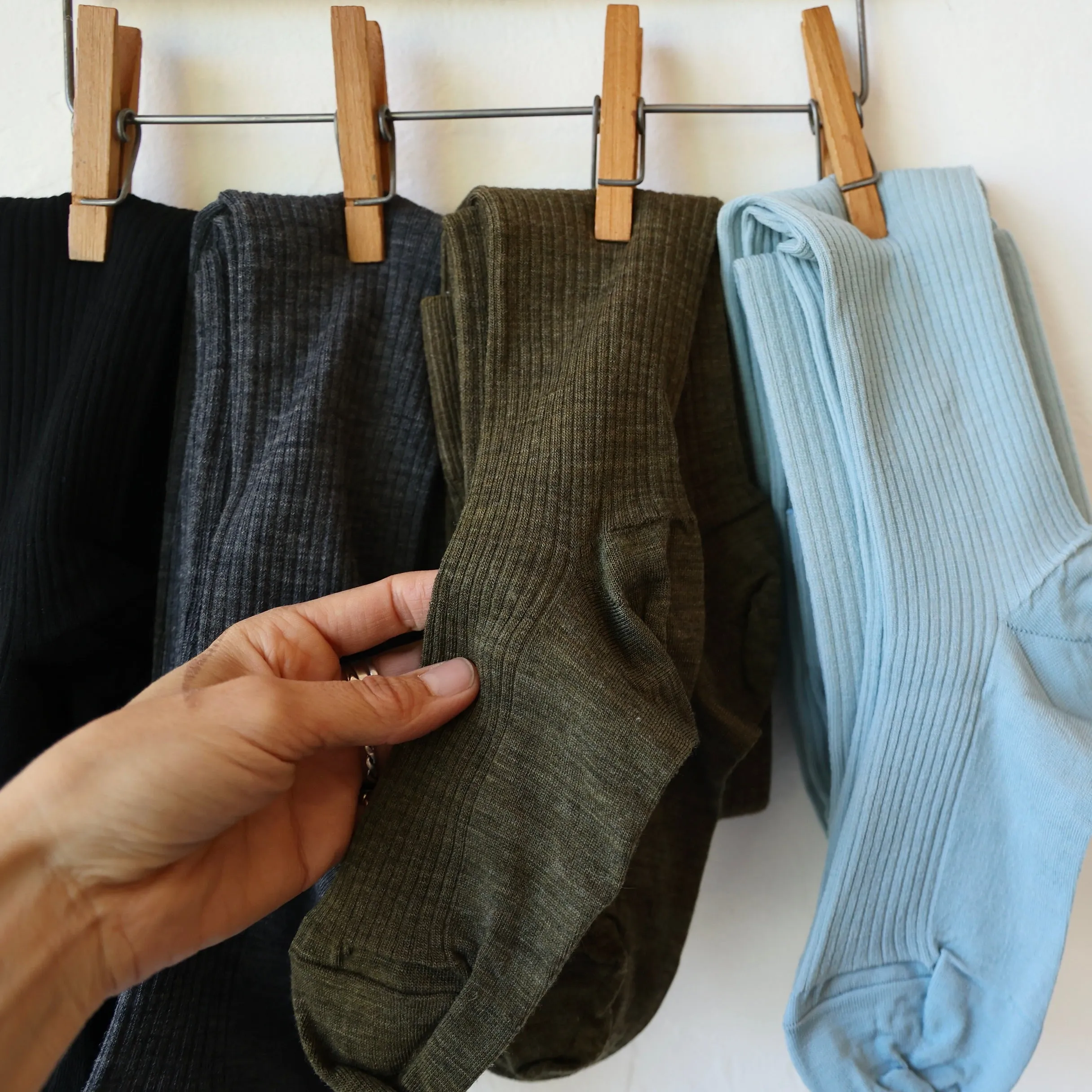 Babaco Ribbed Wool Tights - 4 Color Options