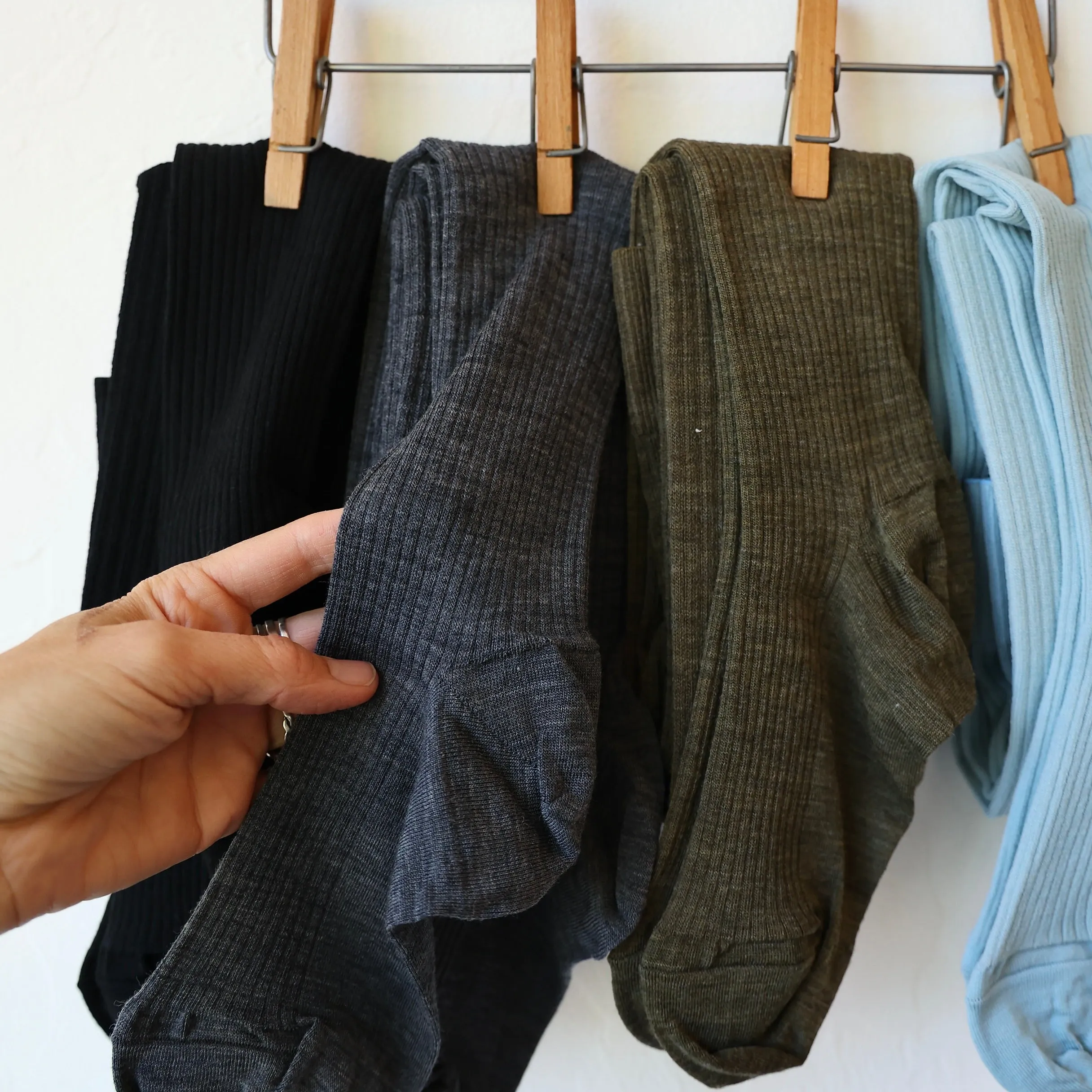 Babaco Ribbed Wool Tights - 4 Color Options