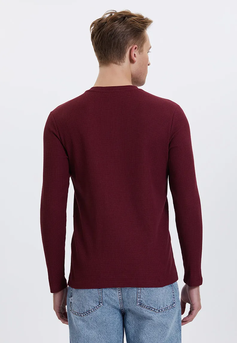 Bordo Henley Yaka Pamuklu Regular Fit Waffle Kumaş Uzun Kollu Erkek T-Shirt ESSENTIALS LONG SLEEVE HENLEY