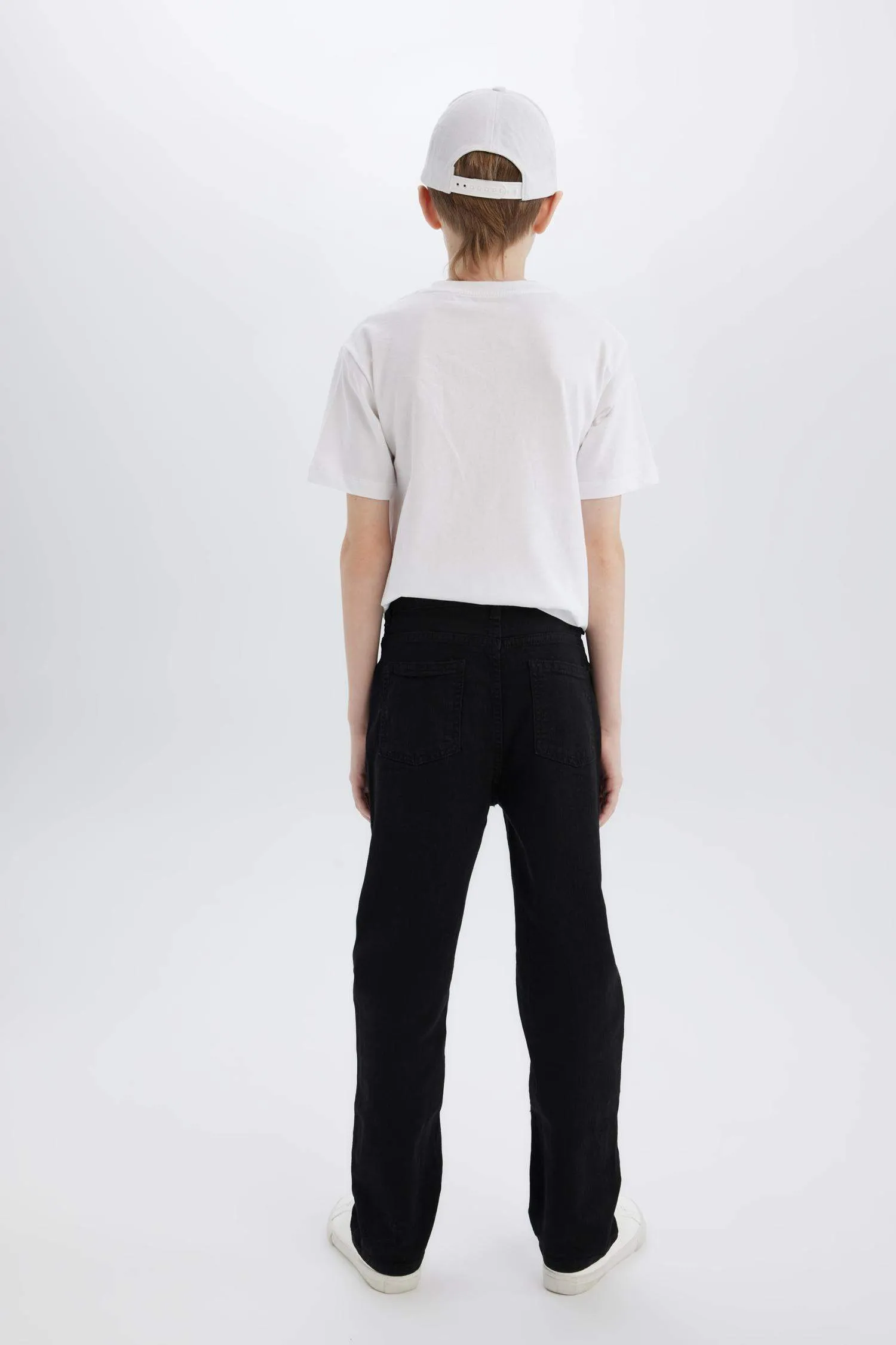 Boy Straight Fit Standard Leg Jeans