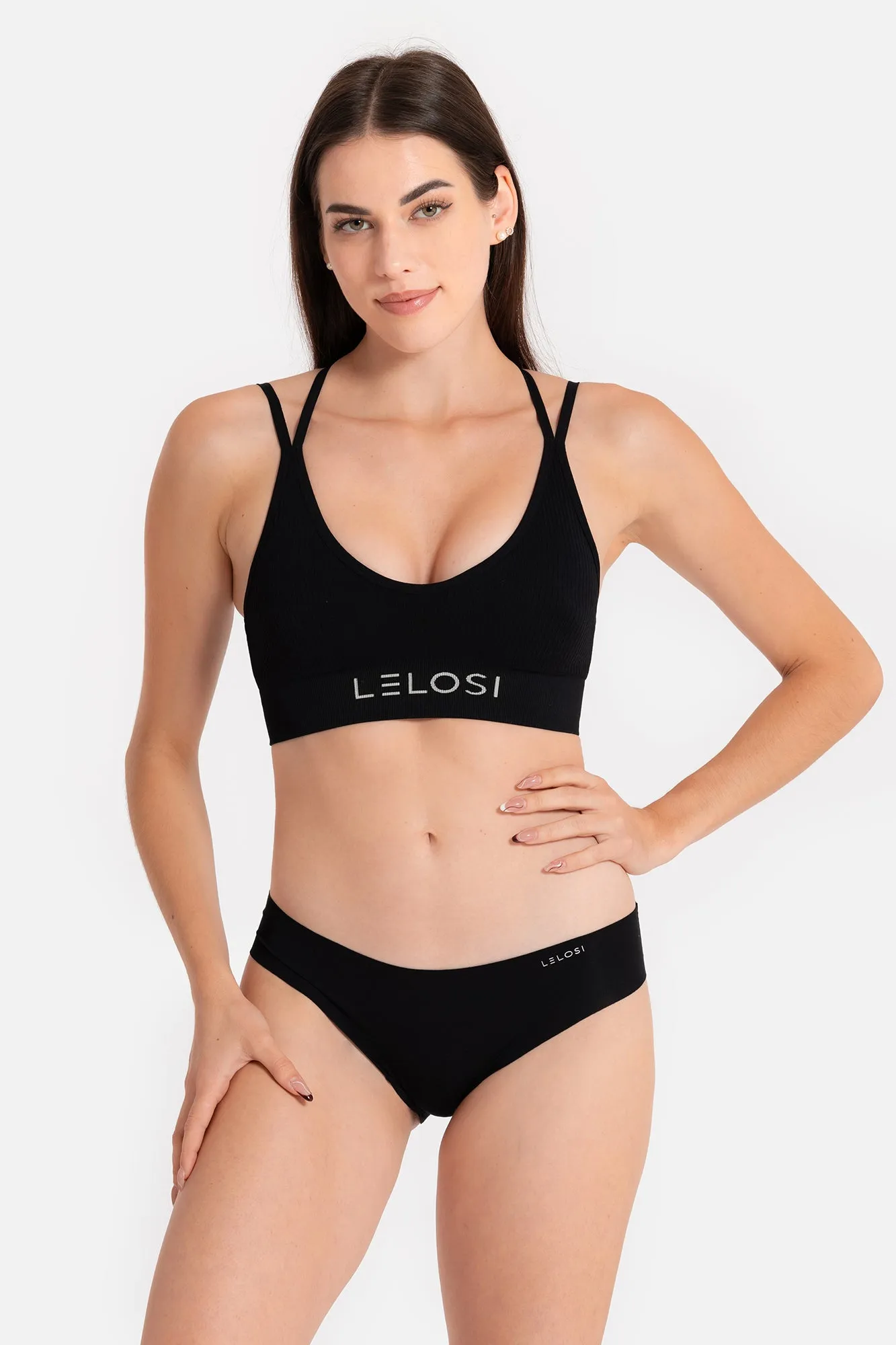 Briefs set Thira