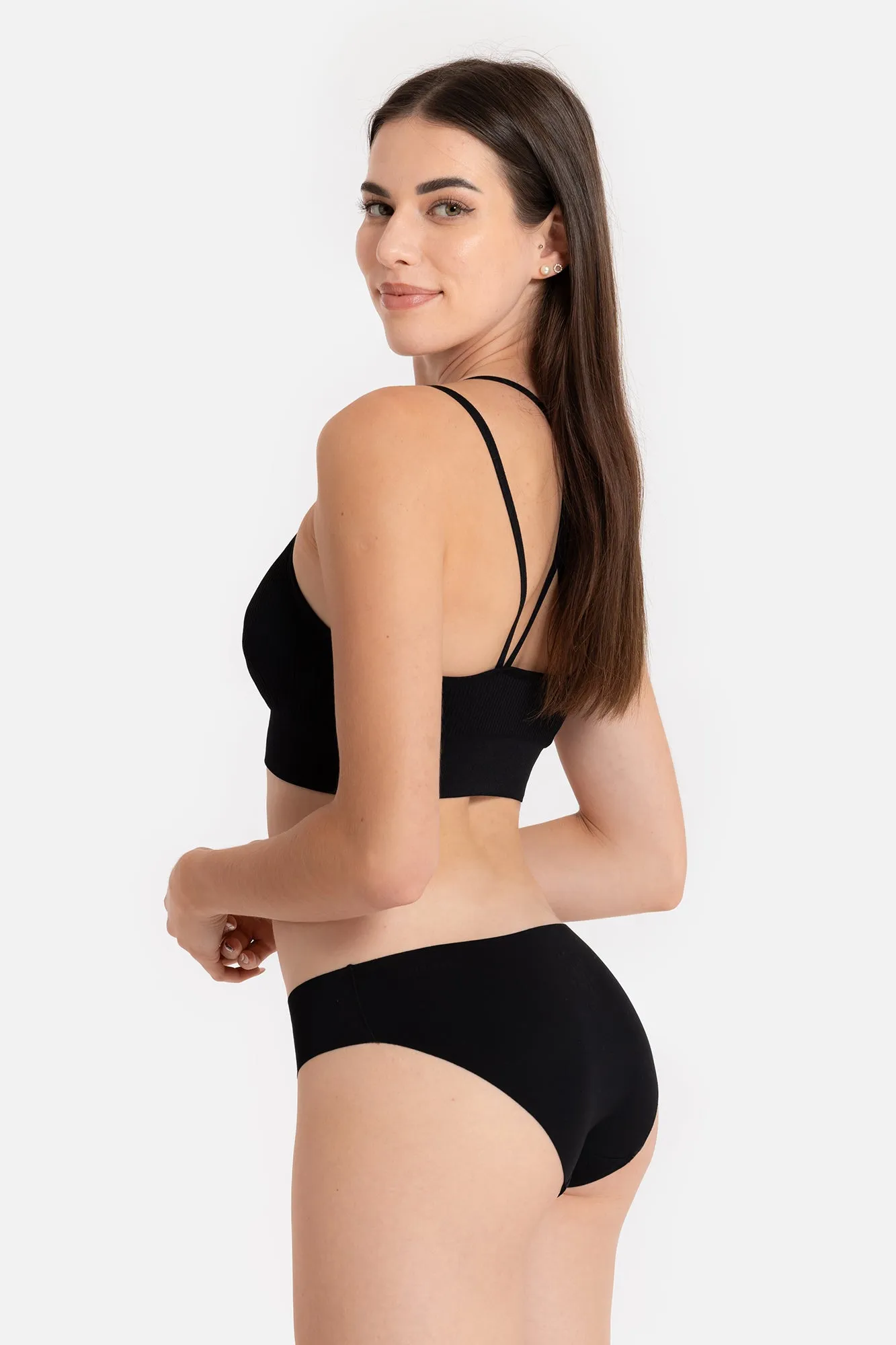 Briefs set Thira