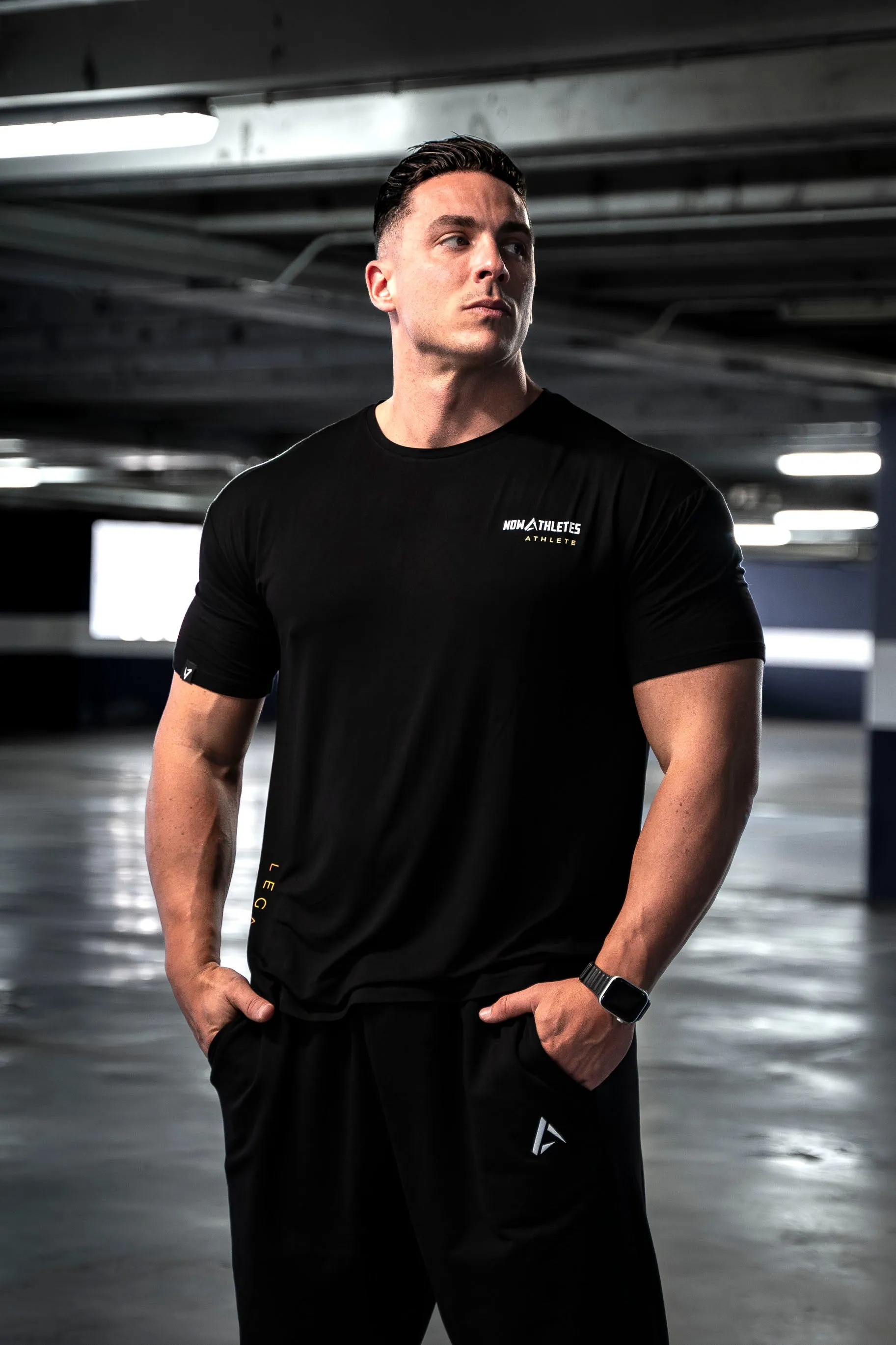 Camiseta Unbreakable Crew - Black