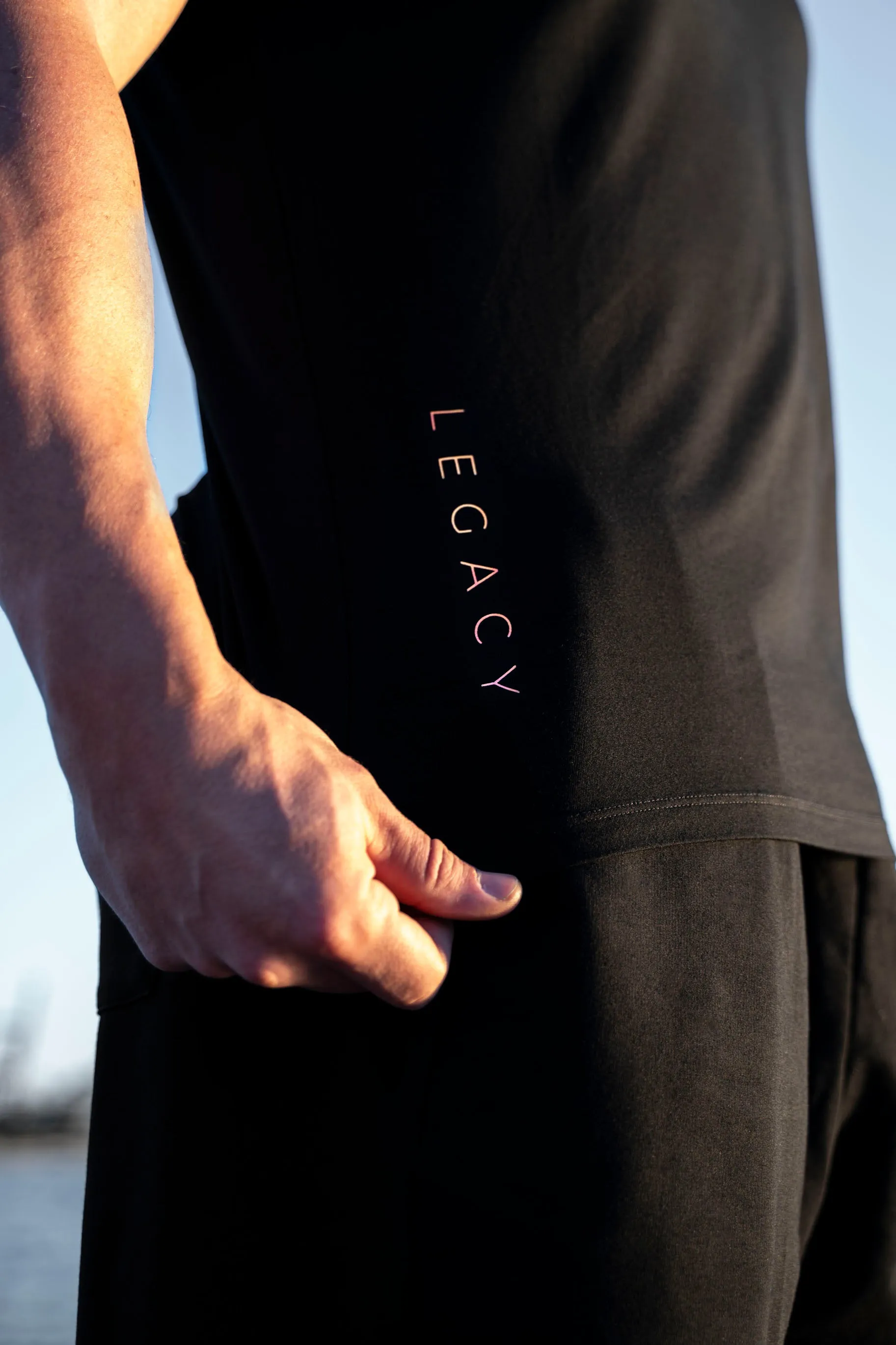 Camiseta Unbreakable Crew - Black