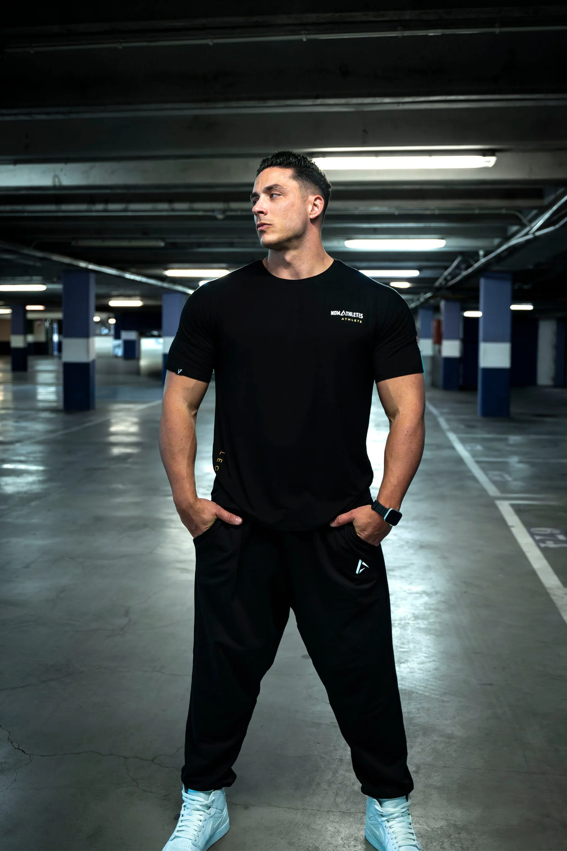 Camiseta Unbreakable Crew - Black