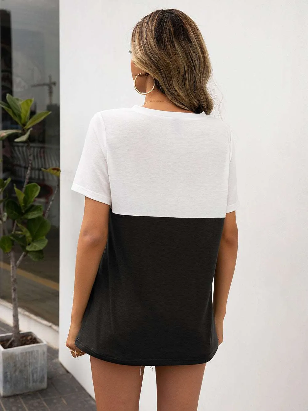 Color Block Zebra Print Pocket V- Neck Short Sleeve Tee