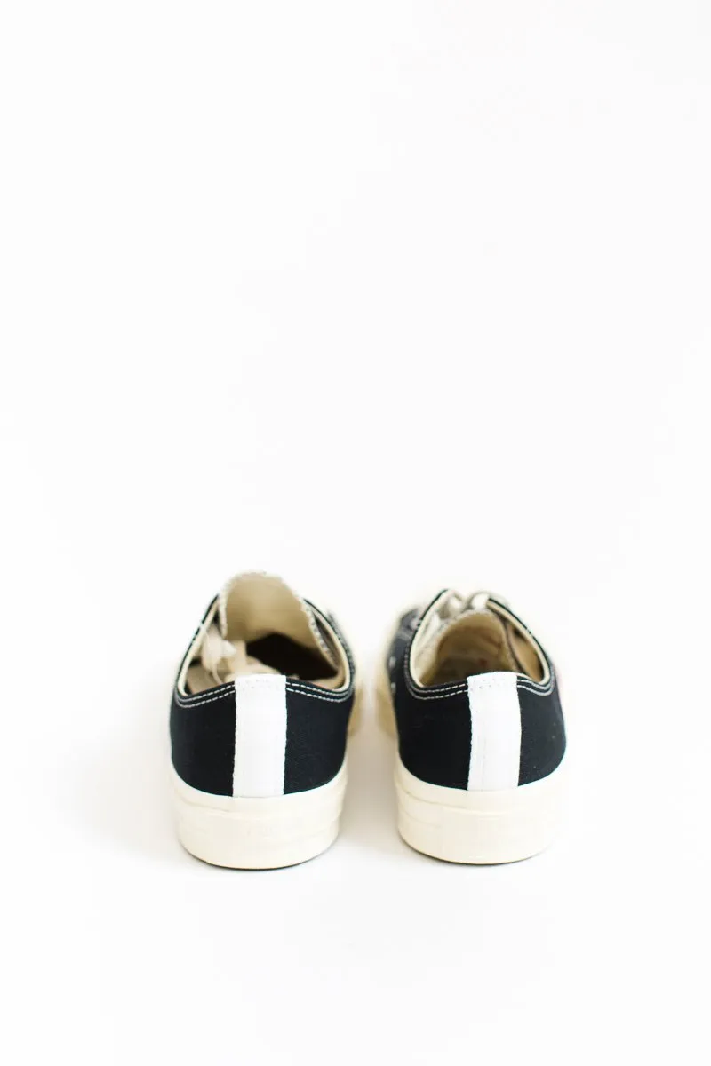 Comme des Garçons PLAY Converse Low-Top Chuck Taylors