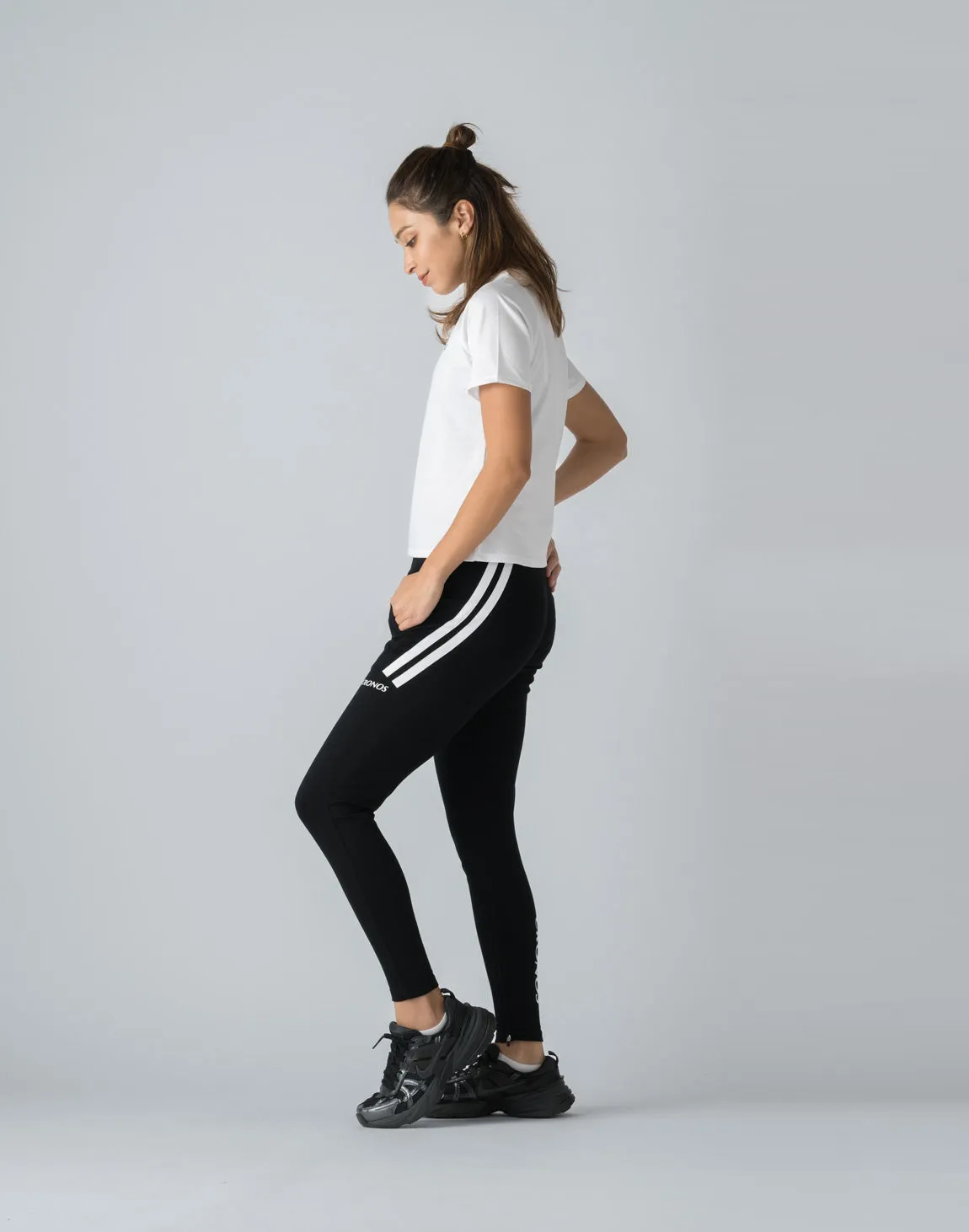CRONOS WOMEN FRONT SLIT T-SHIRTS【WHITE】