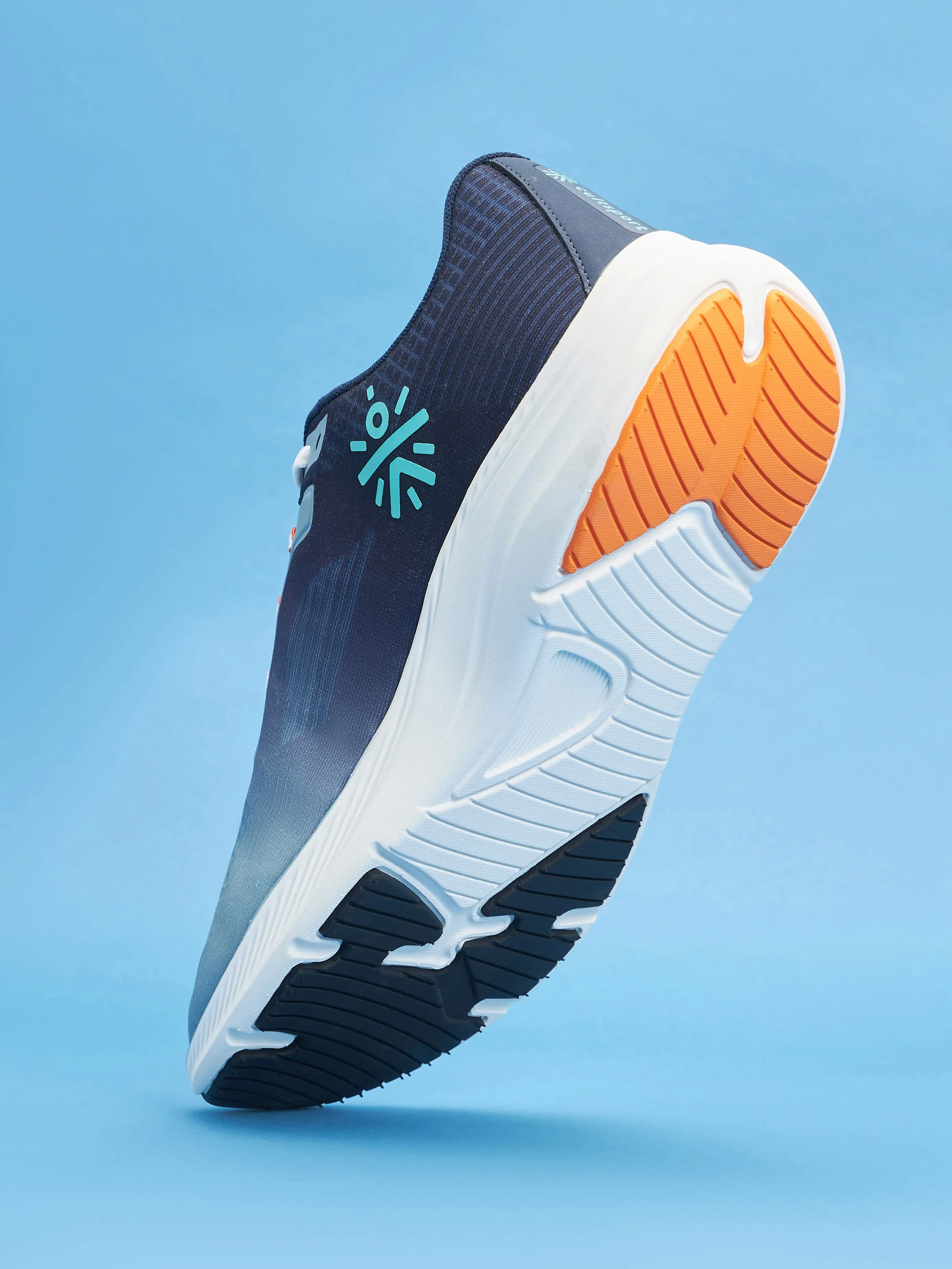 cult Thunderbird Men Running Shoes - Sky Blue