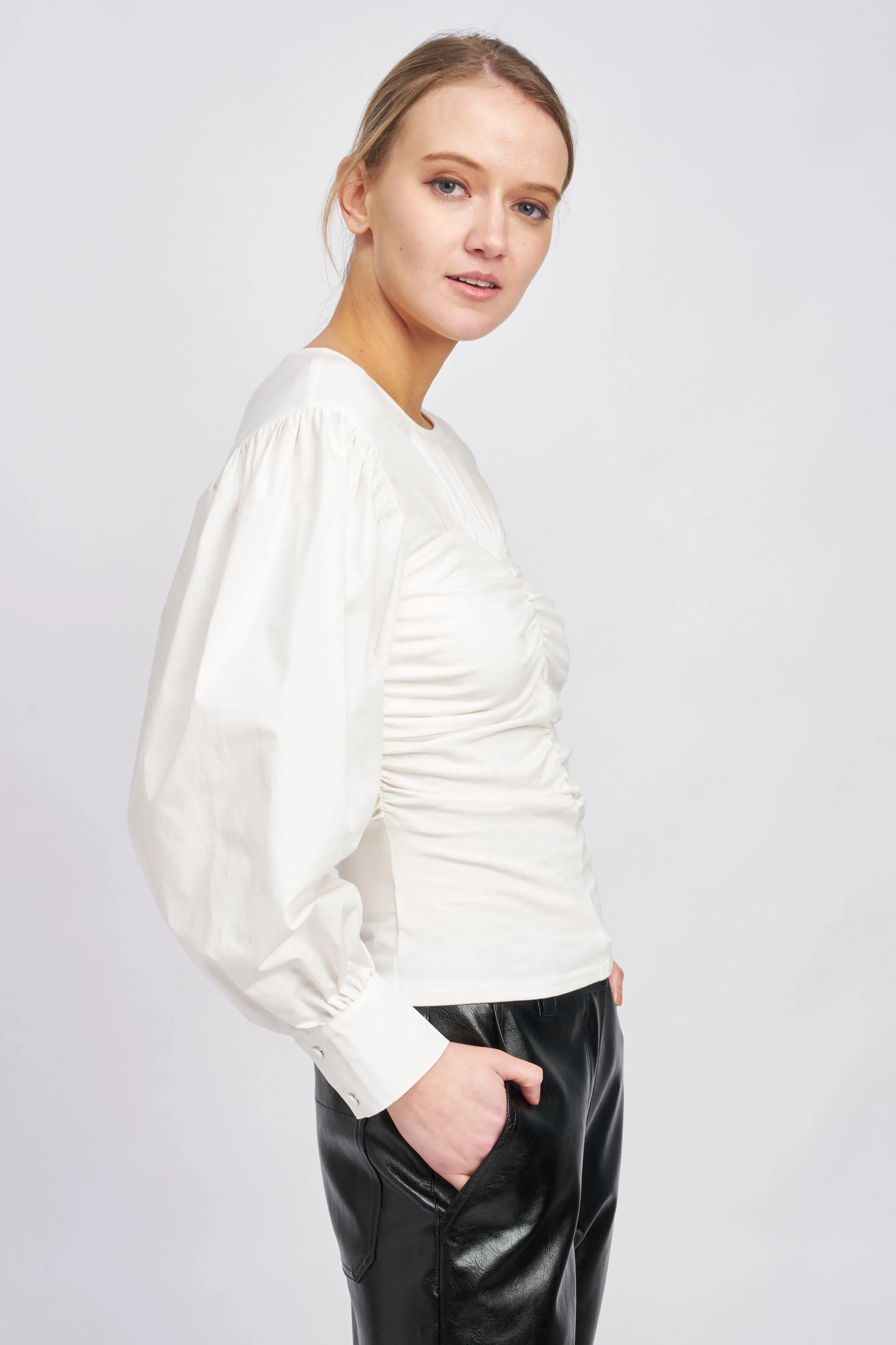 Della Blouse
