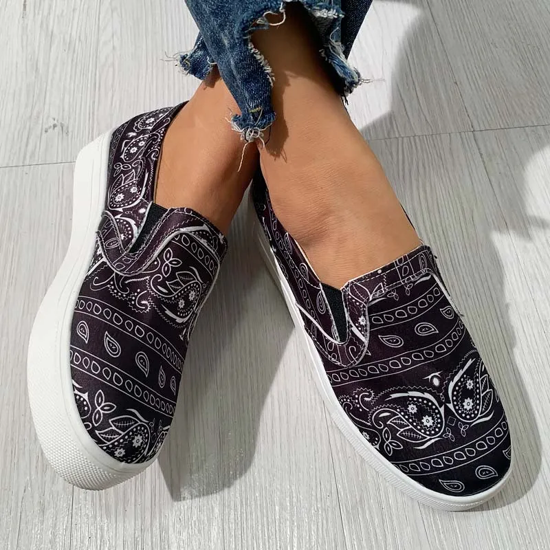 Fashionable Roman Style Pattern Flat Sneakers