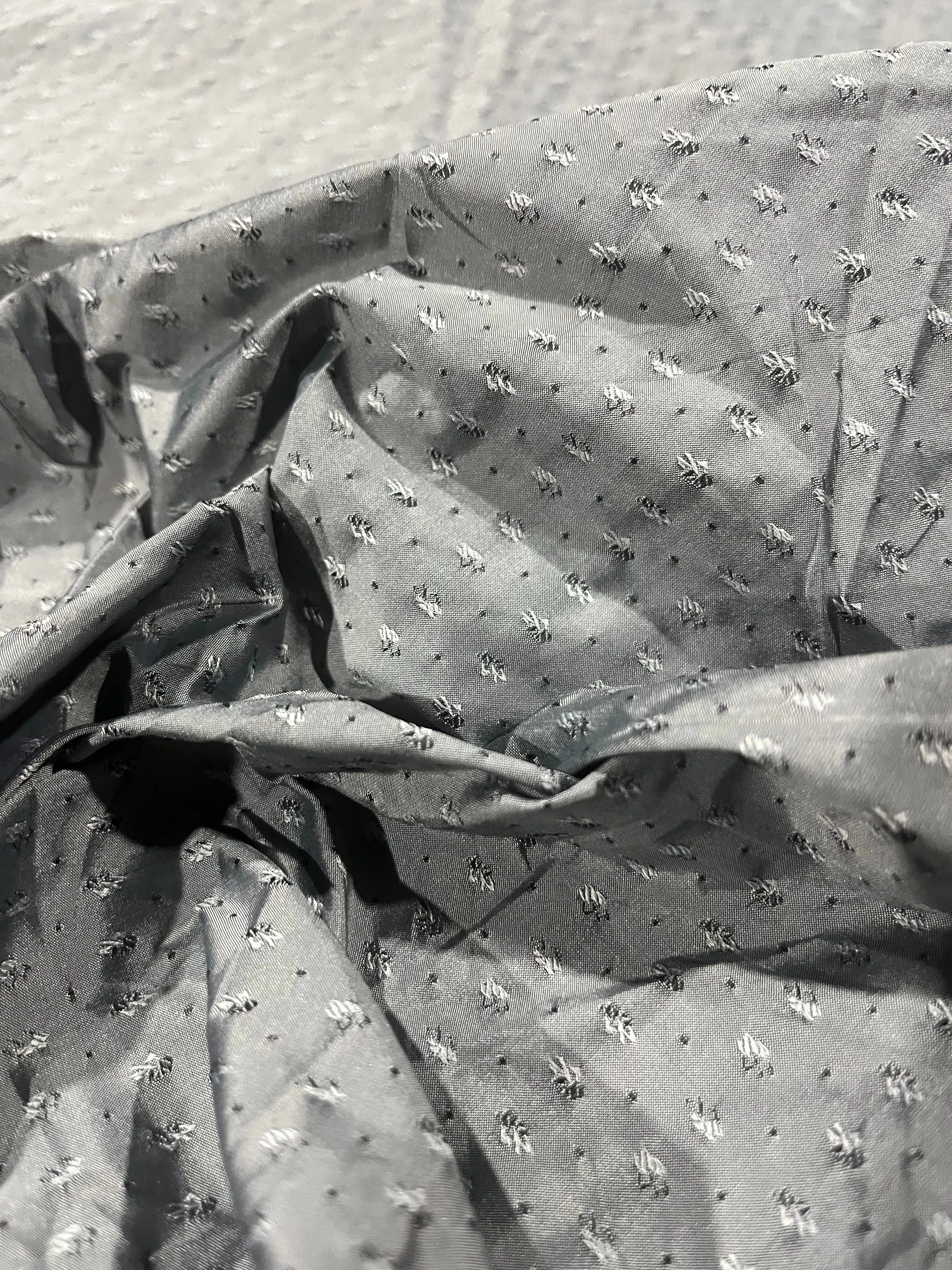 G01 HMSTN 85 light jacquard with silk