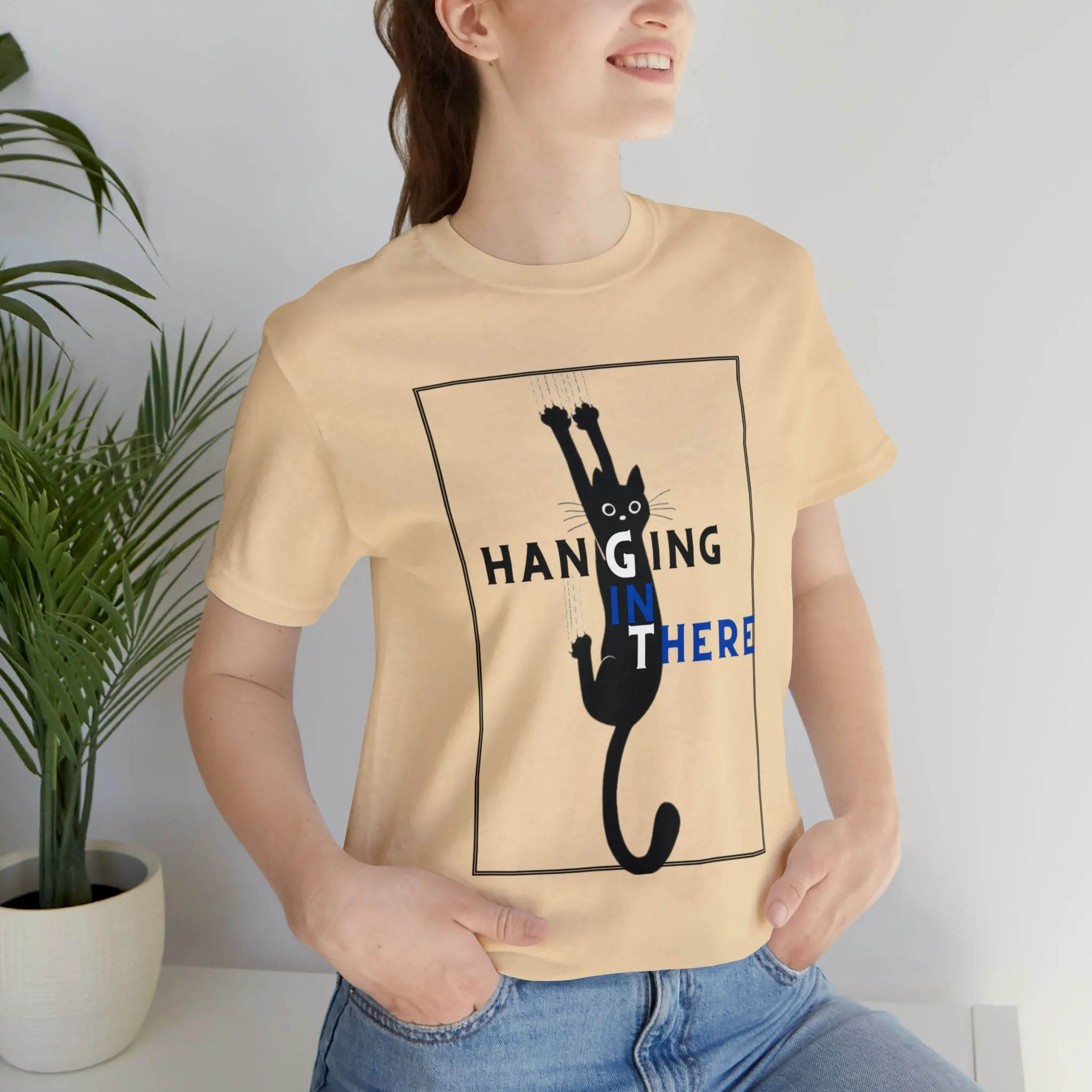 Hanging in there cat Tshirt, Cat Tshirt, Cat Mom, Cat Dad, Hanging Cat Shirt