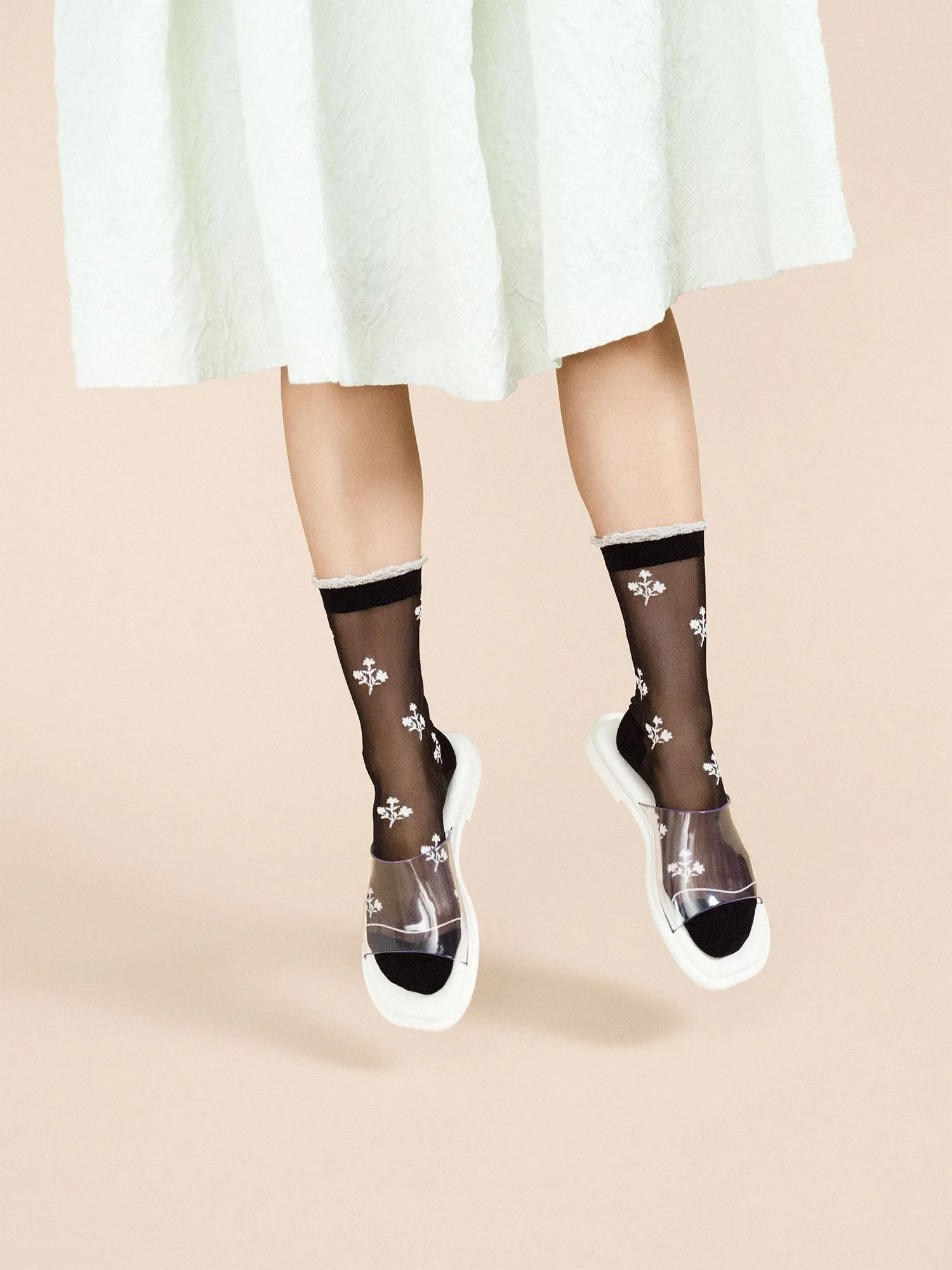 Hansel from Basel Floral Clover - Black