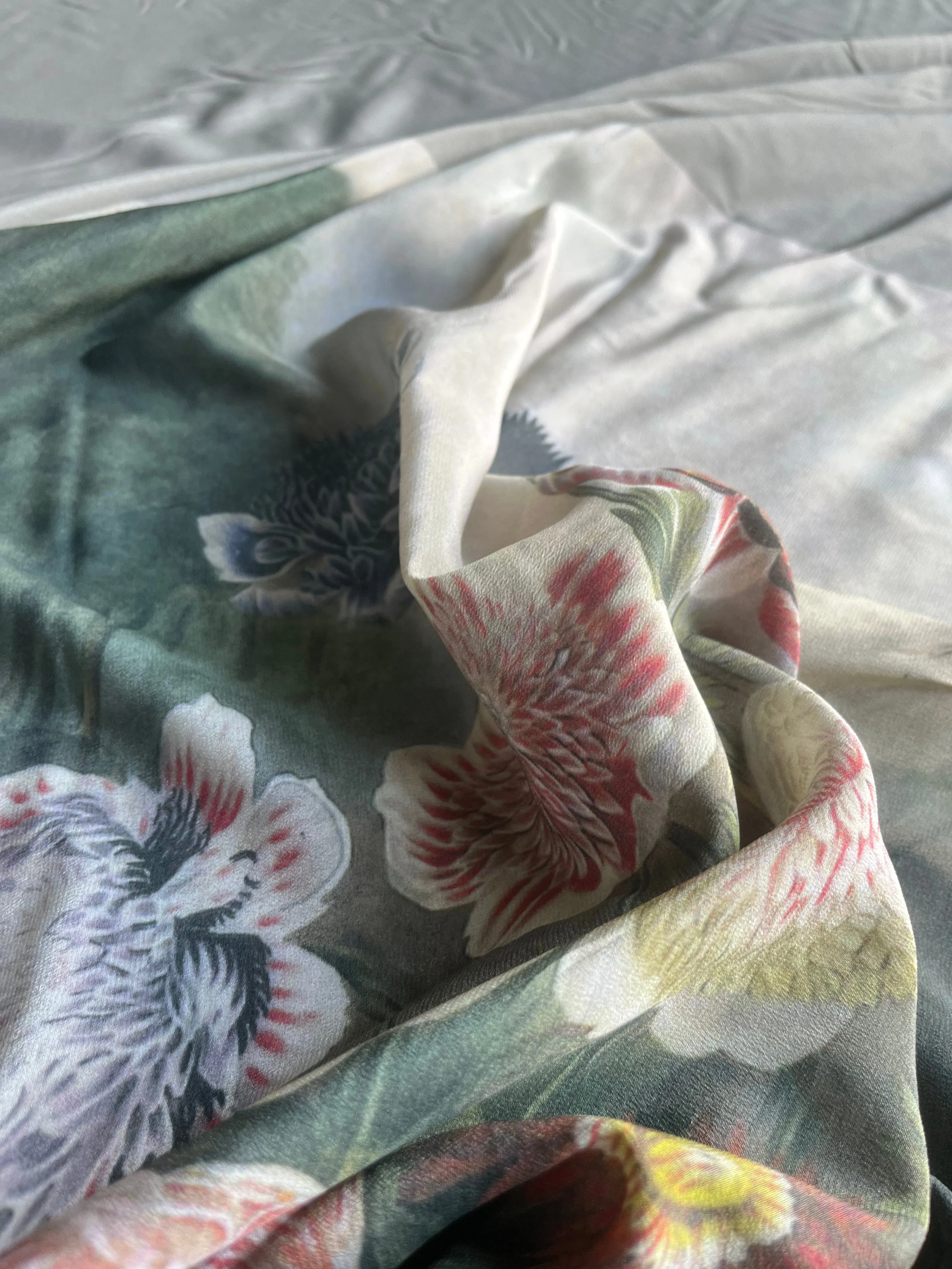 Just In Case 010 silk with print
