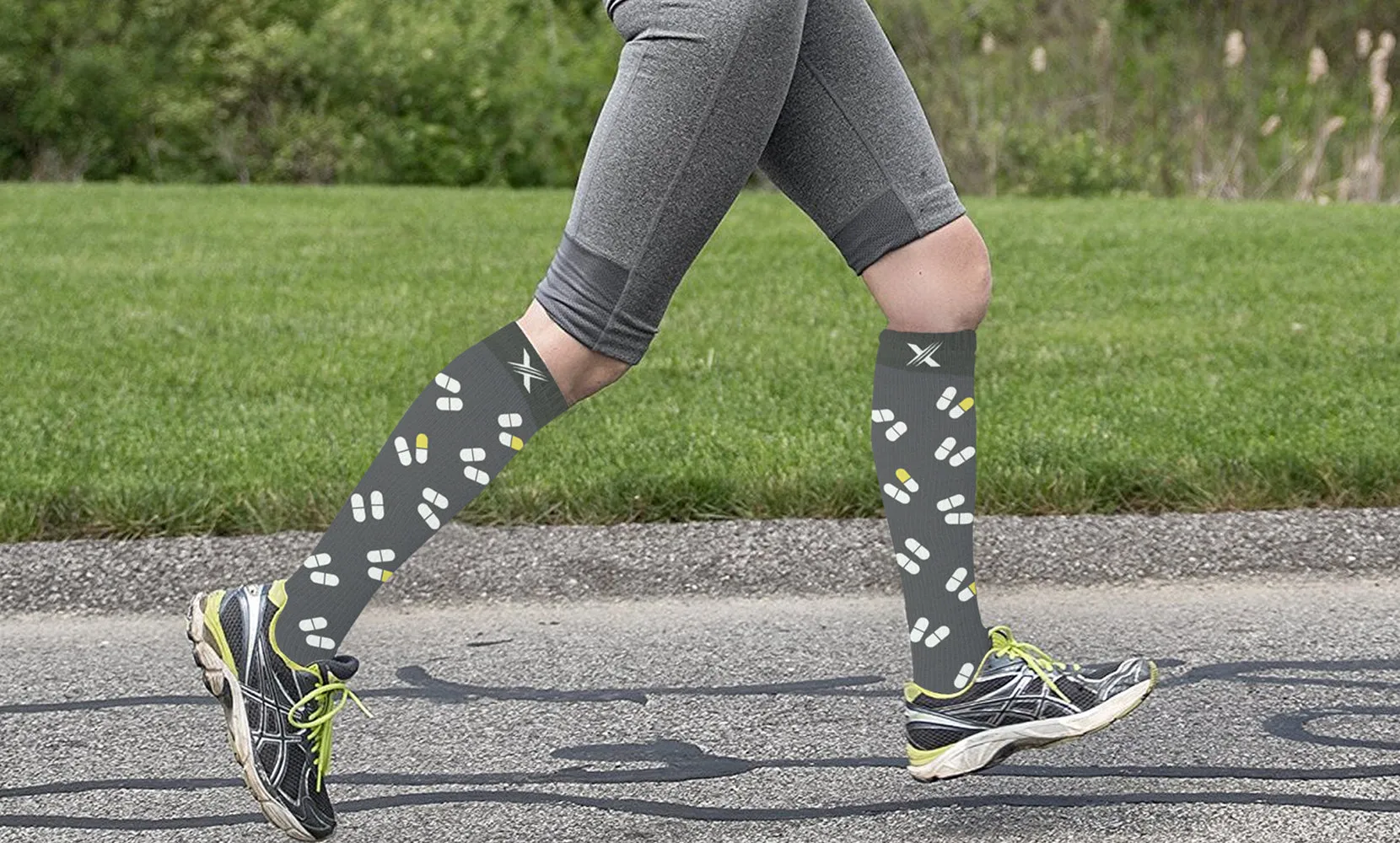 Knee High Compression Socks for Nurses and Doctors (3-Pairs)