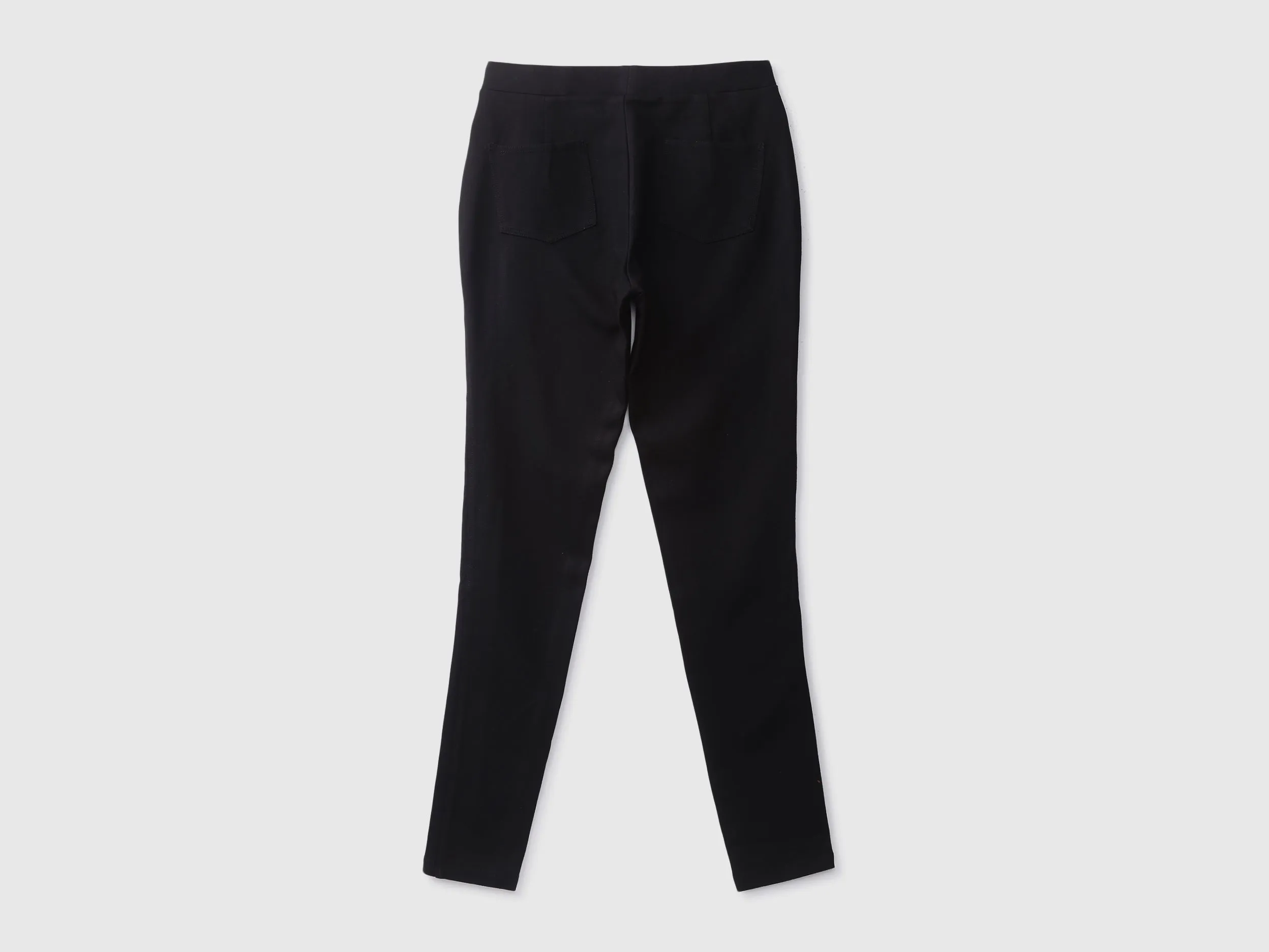 Ladies Solid Treggings