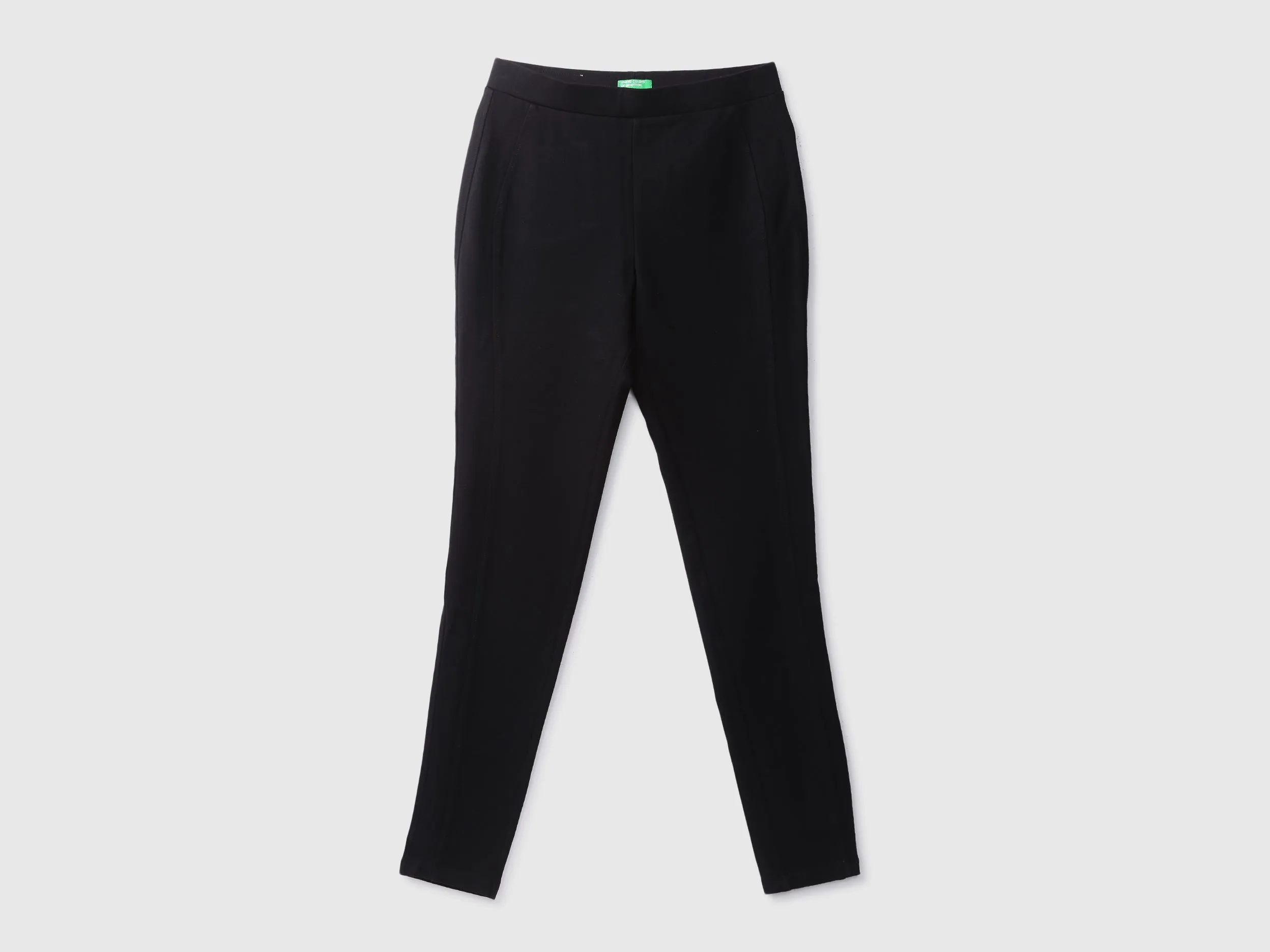 Ladies Solid Treggings