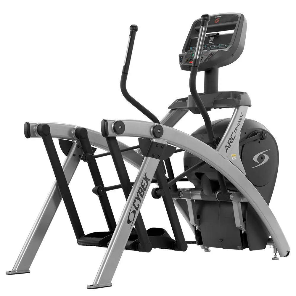 Life Fitness | Arc Trainer - 525AT Total Body (FLOOR MODEL)