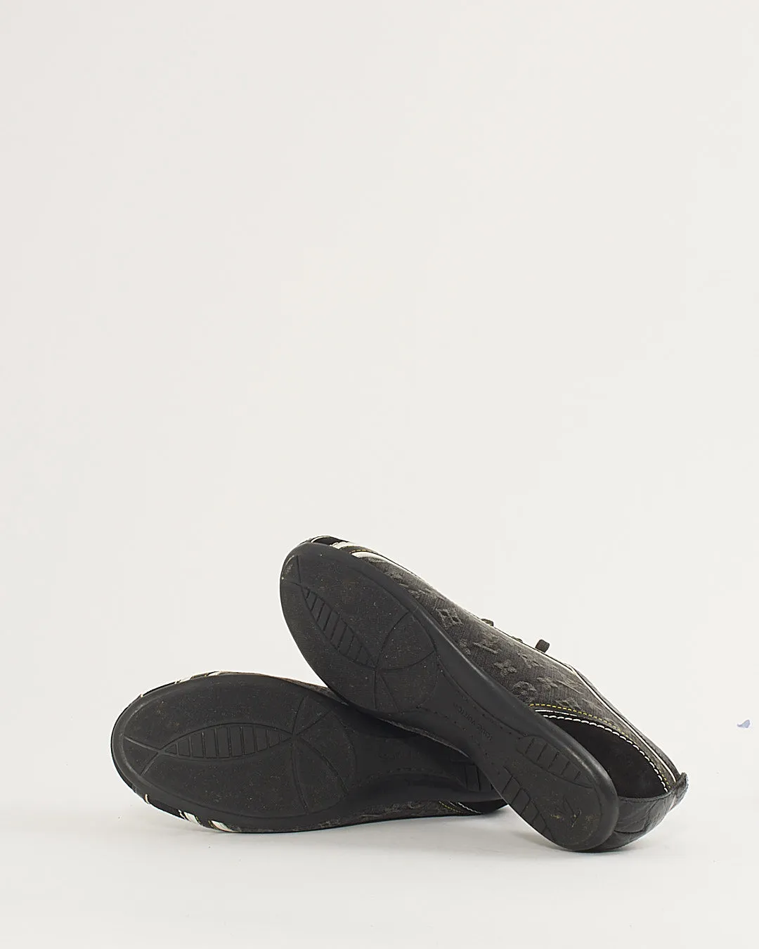 Louis Vuitton Black and White Monogram Denim and Suede Trim Sneakers - 39