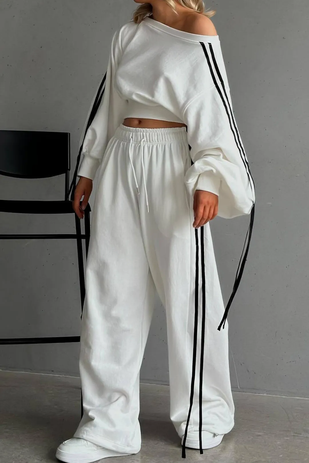 Melantha - Modern Tie Up Design Woman's Wide Leg Trousers
