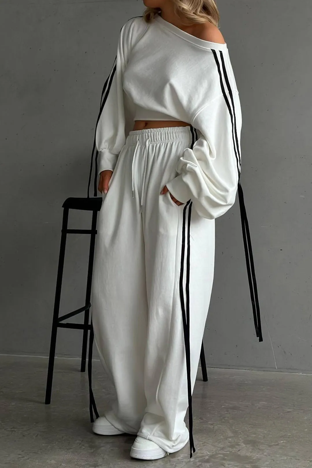 Melantha - Modern Tie Up Design Woman's Wide Leg Trousers