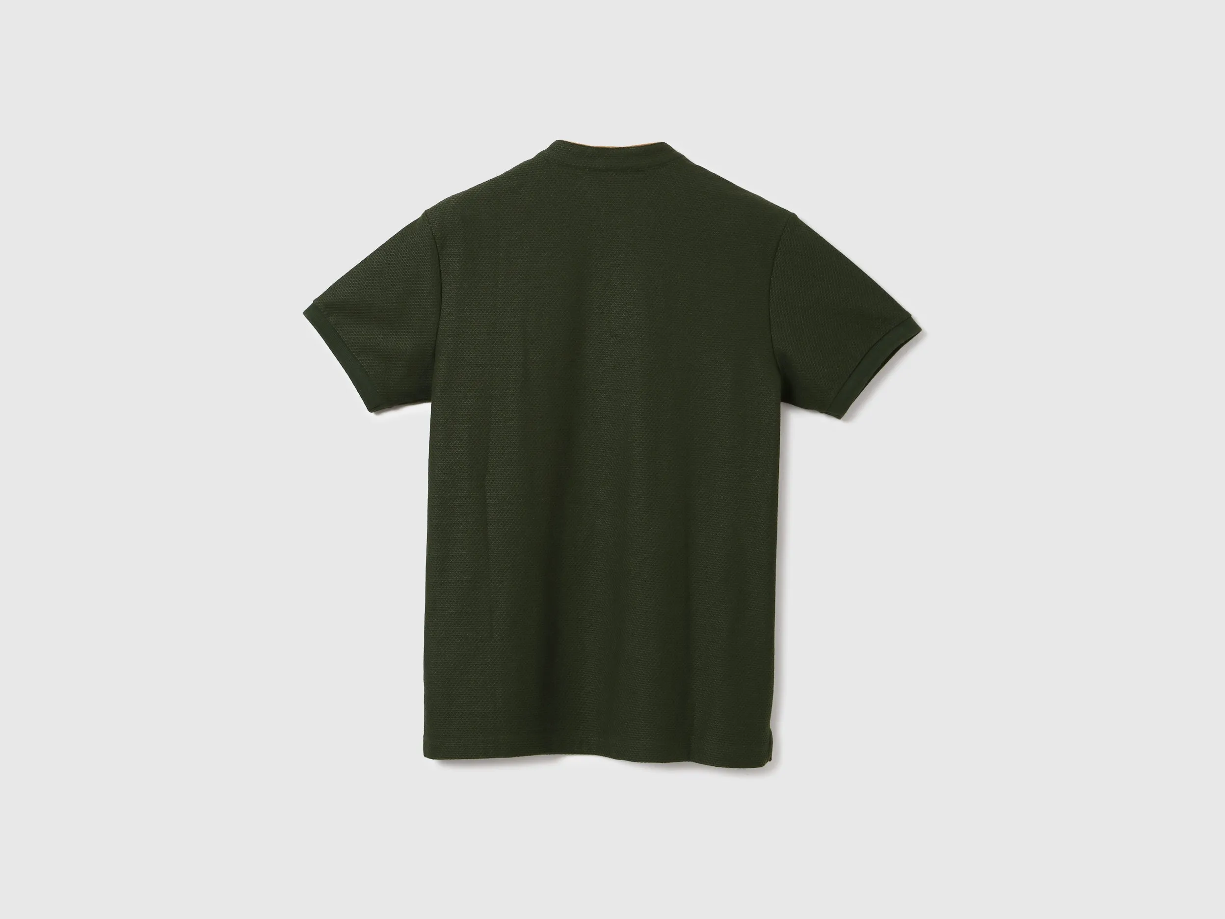 Men Textured Mandarin Collar T-Shirt