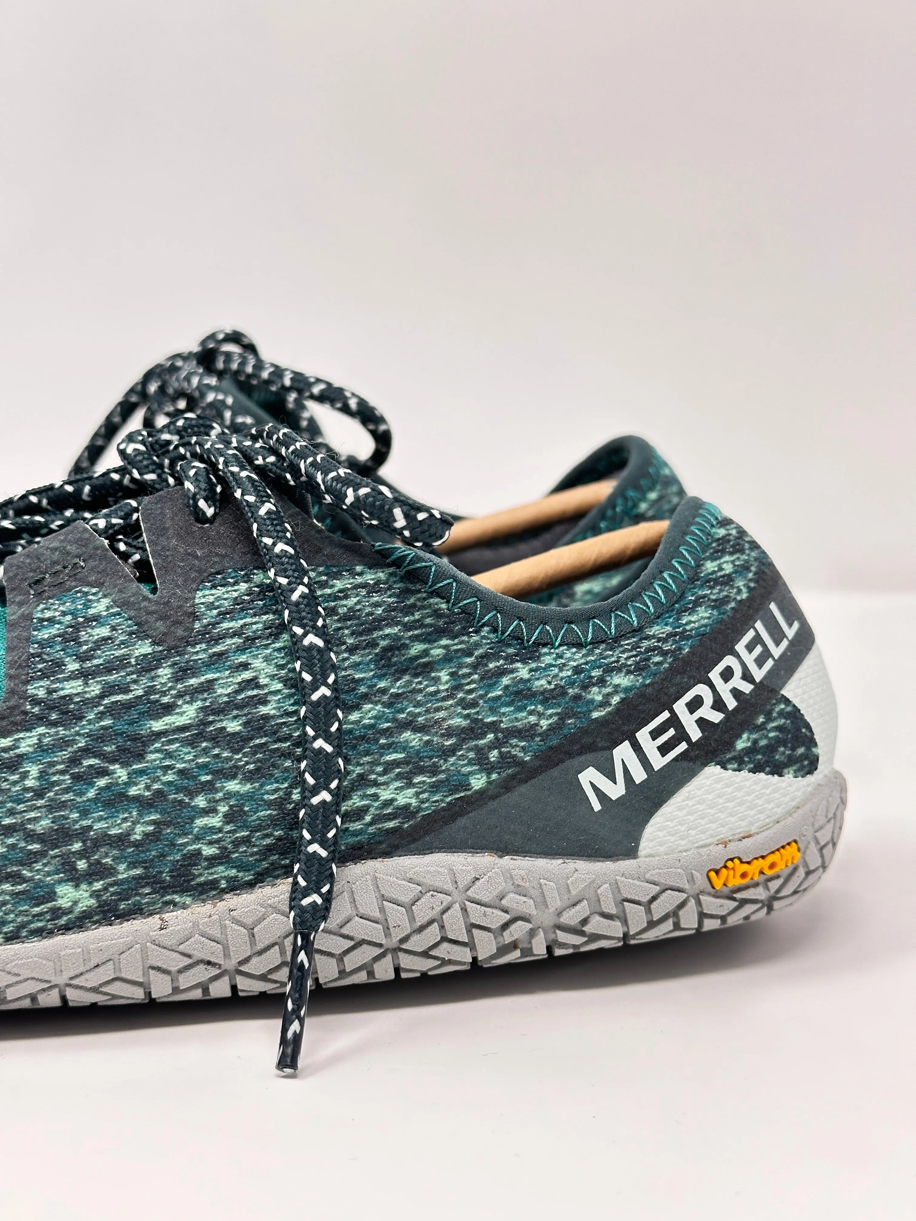 Merell Women's Vapor Glove 5 Sneaker, Spearmint, 10 US- Trail Running/Hike