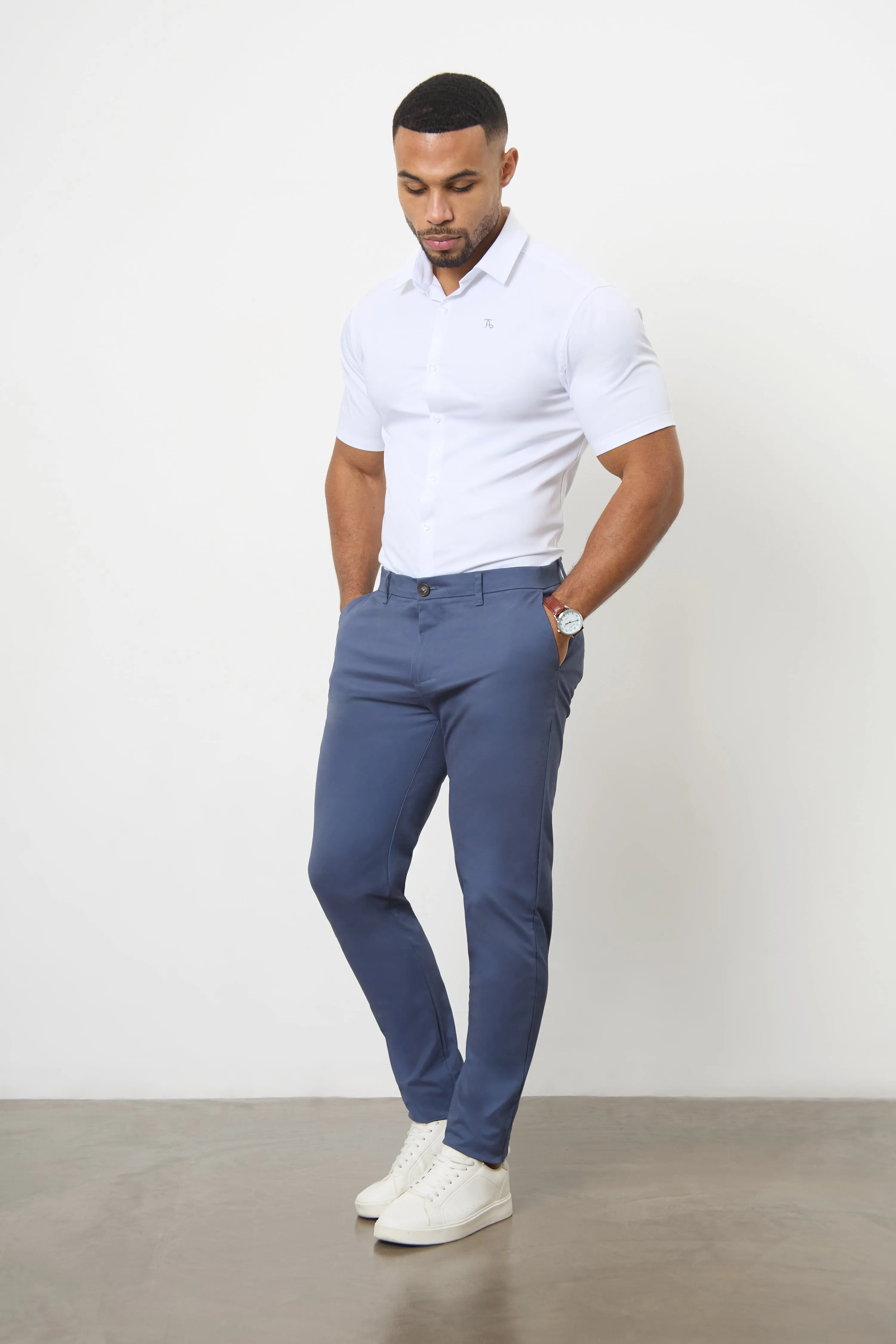 Muscle Fit Cotton Stretch Chino Trouser in Airforce