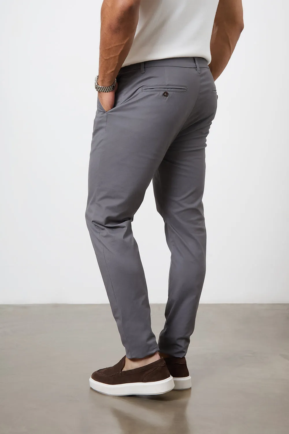 Muscle Fit Cotton Stretch Chino Trouser in Dark Grey