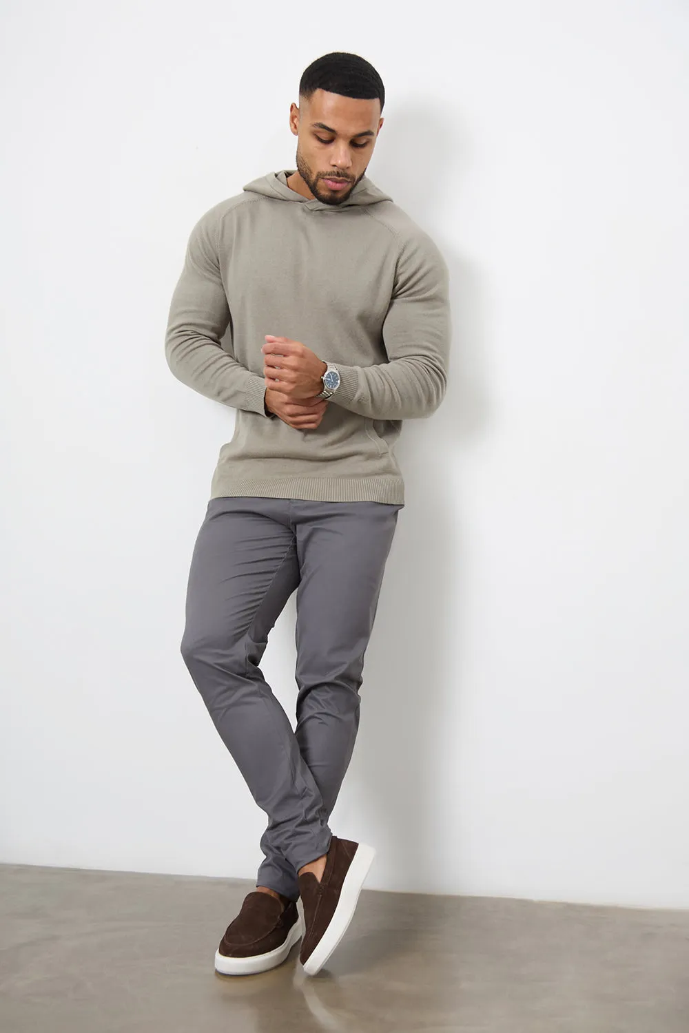 Muscle Fit Cotton Stretch Chino Trouser in Dark Grey