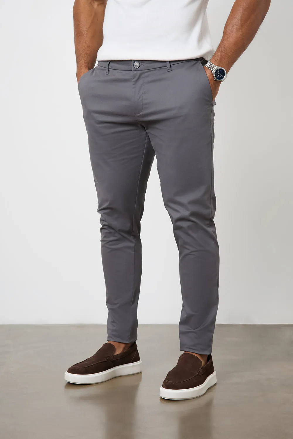 Muscle Fit Cotton Stretch Chino Trouser in Dark Grey