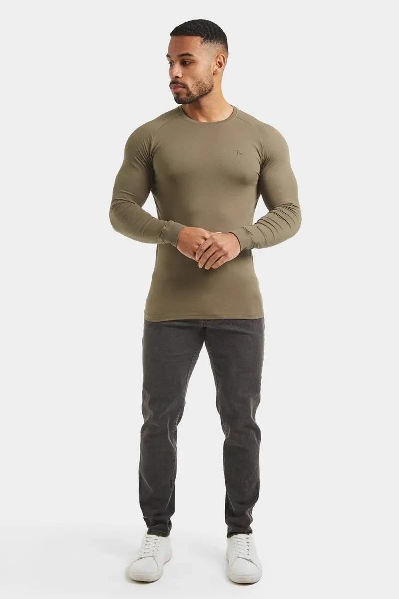Muscle Fit T-Shirt in Khaki