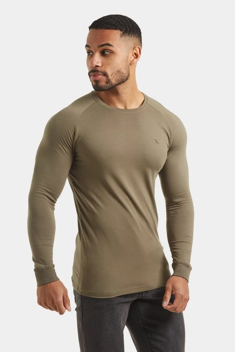 Muscle Fit T-Shirt in Khaki