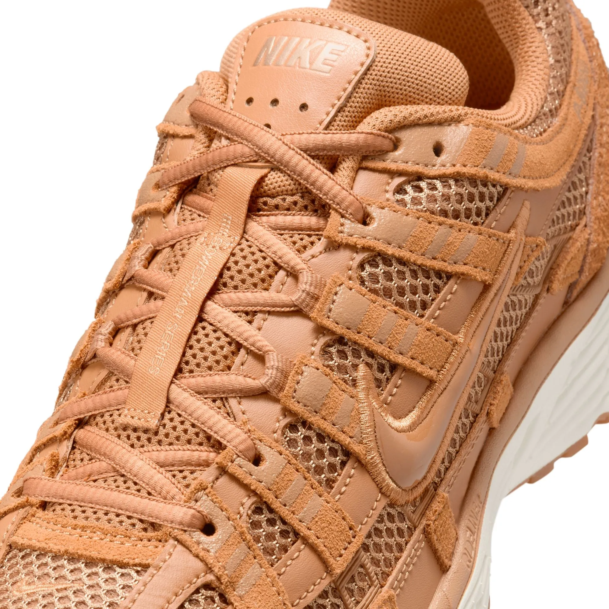 Nike P-6000 SE