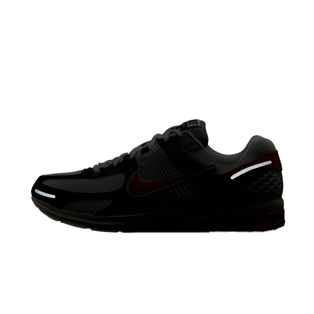 Nike Zoom Vomero 5 Men's Shoes