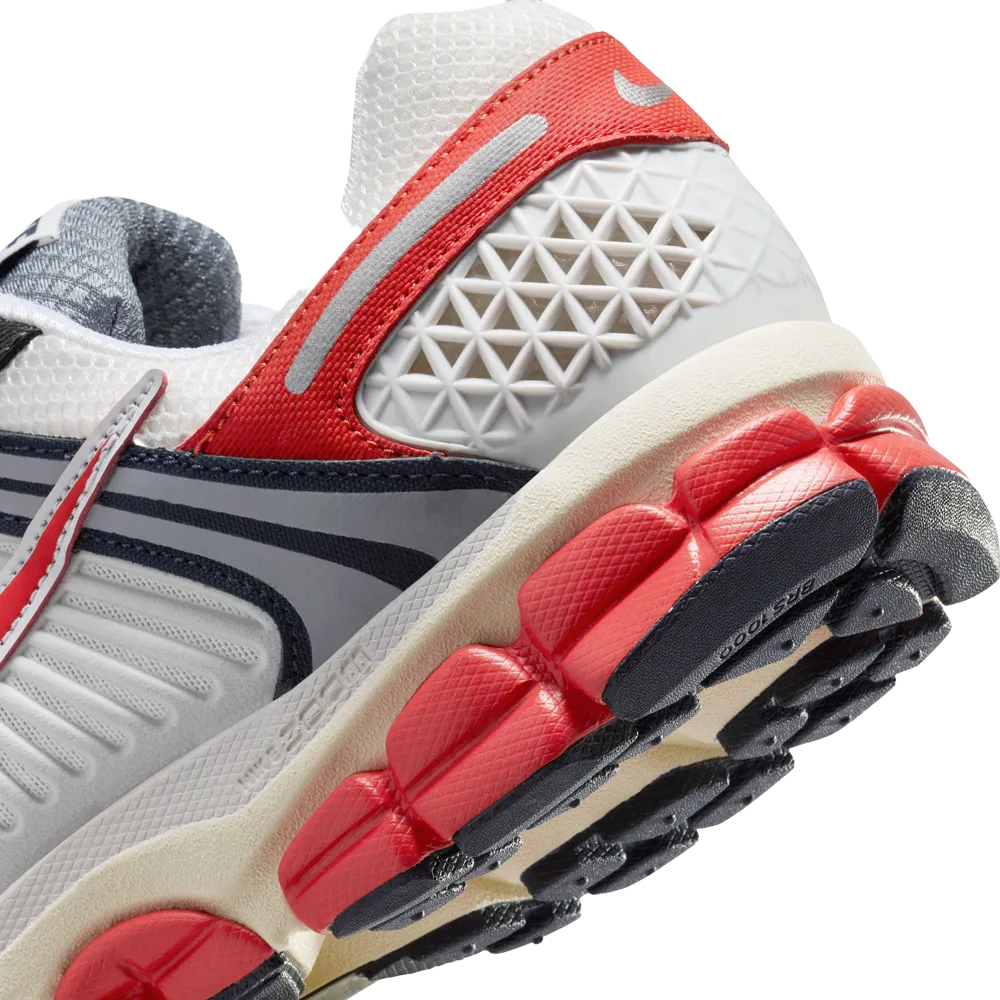 Nike Zoom Vomero 5 Men's Shoes