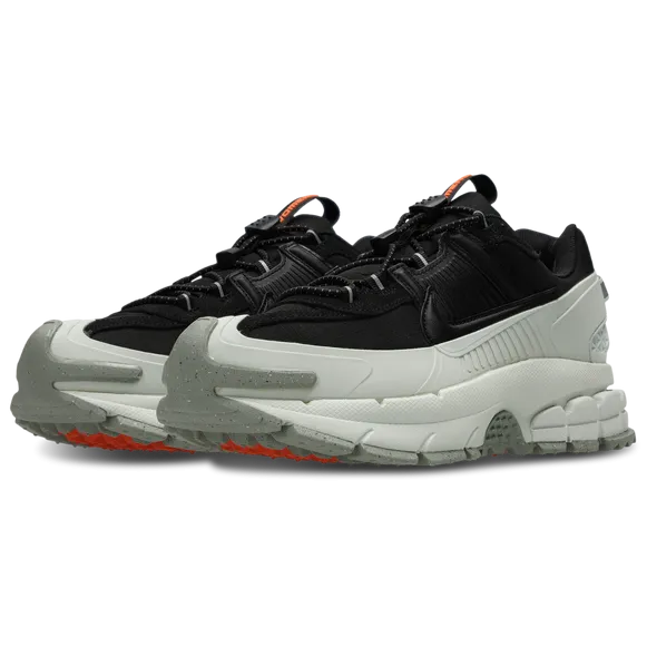 Nike Zoom Vomero Roam Black/White Sneaker