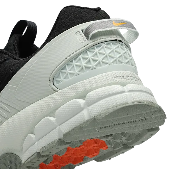 Nike Zoom Vomero Roam Black/White Sneaker