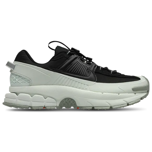 Nike Zoom Vomero Roam Black/White Sneaker