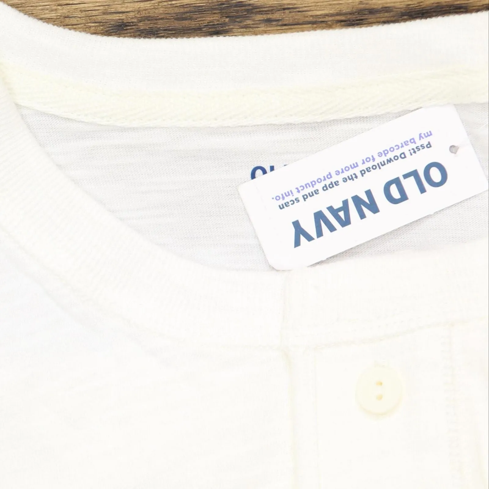 Old Navy Mens Slub-Knit Workwear Henley T-Shirt 165fa49ff33d07 White L