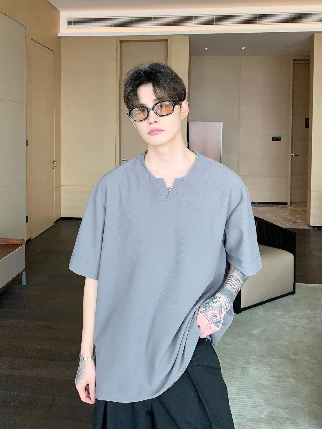 Oversized V-neck T-shirt