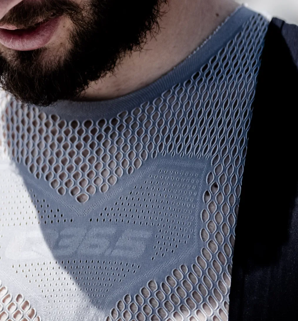 Q36.5 ZERO MESH BASE LAYER SLEEVELESS SUMMER
