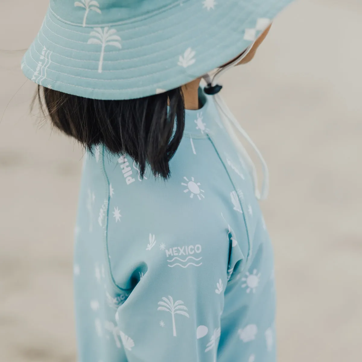 RASH VEST Going Places