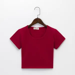 Round Neck Slim Fit Women's T-Shirt with Classic Design
