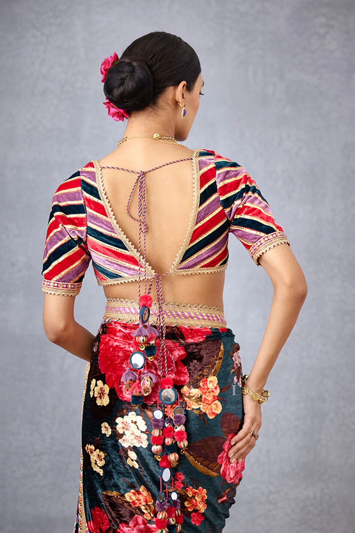 Shabnami Nariyah Blouse