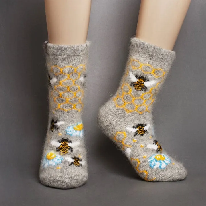 Siberia Spirit Bee Cozy Crew Socks
