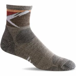 Sockwell Mens Modern Mountain Moderate Compression Quarter Crew Socks